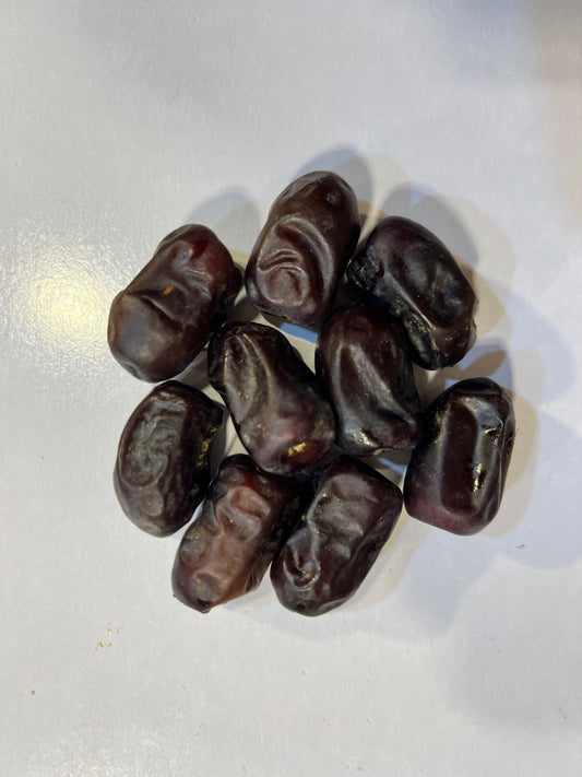 Maqzafti Khajoor (Maqzafti Dates)