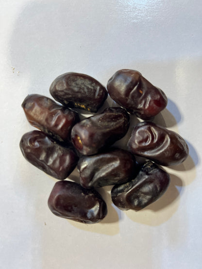 Maqzafti Khajoor (Maqzafti Dates)